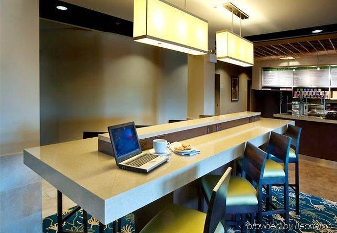 מלון Courtyard By Marriott ג'קסון מראה חיצוני תמונה